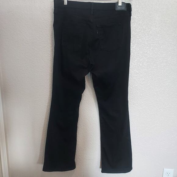 Levi's 315 Shaping Bootcut Black Jeans Size 32 - Picture 6 of 13